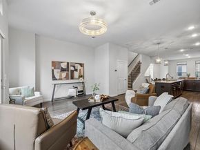 1071  Tea Olive Lane , Dallas Texas 75212