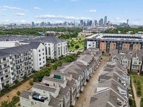 1071  Tea Olive Lane , Dallas Texas 75212