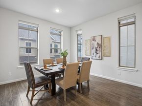 1071  Tea Olive Lane , Dallas Texas 75212