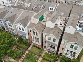 1071  Tea Olive Lane , Dallas Texas 75212