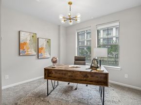 1071  Tea Olive Lane , Dallas Texas 75212