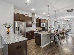 1071  Tea Olive Lane , Dallas Texas 75212