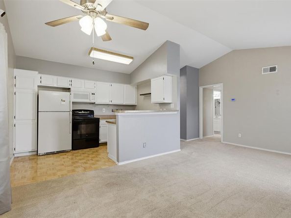 5909  Lake Hubbard Parkway  211, Garland Texas 75043