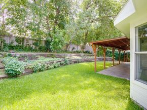 1104  Angel Fire Lane , Arlington Texas 76001