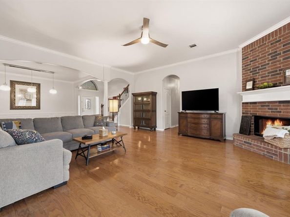 1080  Estates Drive , Kennedale Texas 76060