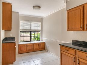 402  Santa Fe Trail  37, Irving Texas 75063