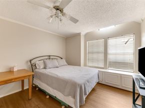 402  Santa Fe Trail  37, Irving Texas 75063