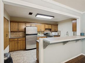 237  Southwood Drive , Lancaster Texas 75146