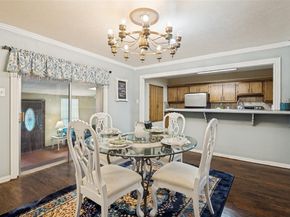 237  Southwood Drive , Lancaster Texas 75146