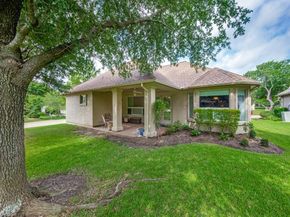 9513  Trailwood Drive , Denton Texas 76207