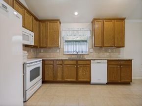 9513  Trailwood Drive , Denton Texas 76207