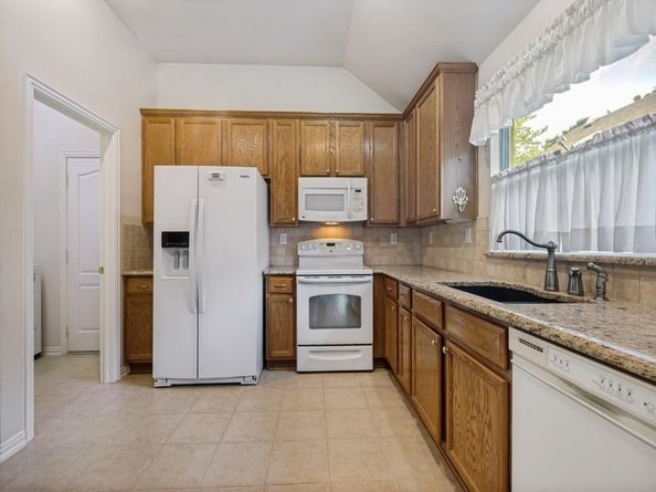9513  Trailwood Drive , Denton Texas 76207