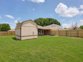 444  Dove Lane , Fort Worth Texas 76108