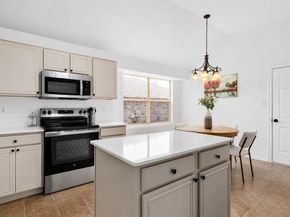444  Dove Lane , Fort Worth Texas 76108