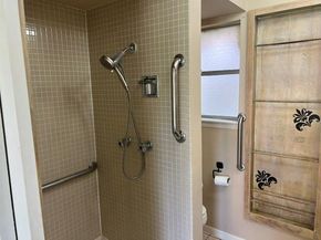 3810  Crater Lake Court , Irving Texas 75062
