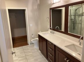 1220  W Trinity Mills Road  5009, Carrollton Texas 75006
