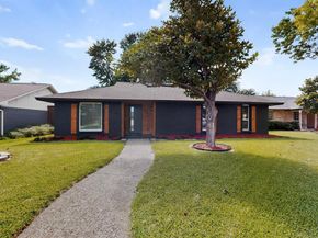 3045  Lockmoor Lane , Dallas Texas 75220
