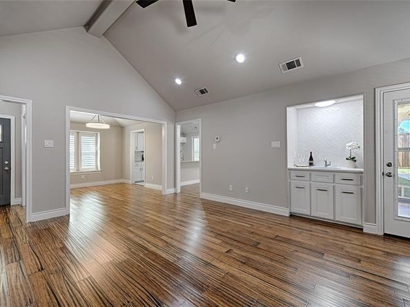 2831  Silverspring Road , Carrollton Texas 75006