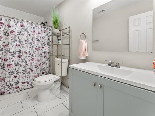 4222  Foliage Drive , Garland Texas 75043