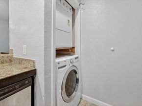 8601  Park Lane  721, Dallas Texas 75231
