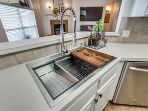 6725  Hayling Way , Denton Texas 76210