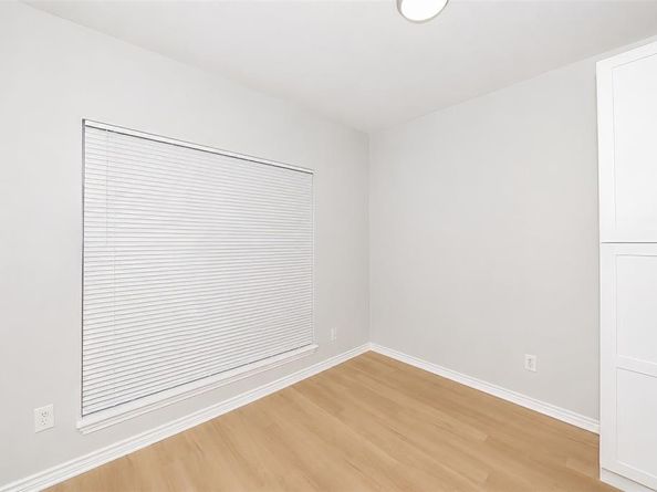 12921  Abrams Road  403, Dallas Texas 75243