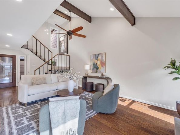 3119  Golden Oak Court , Farmers Branch Texas 75234