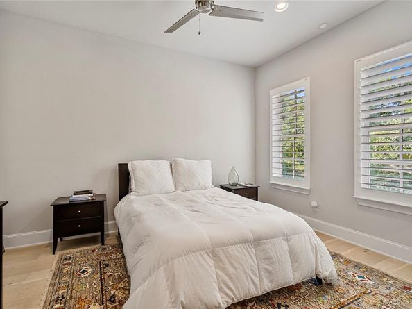 2157  Wenge Lane , Dallas Texas 75219