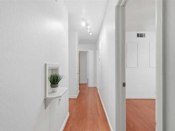 9861  San Lea Drive , Dallas Texas 75228