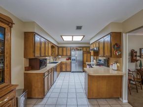 740  Montvale Drive , Mansfield Texas 76063