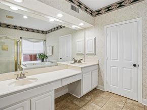 2809  Stonehurst Drive , Grapevine Texas 76051