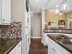 2809  Stonehurst Drive , Grapevine Texas 76051