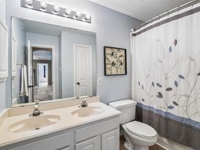 2809  Stonehurst Drive , Grapevine Texas 76051