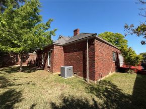 1708  Crockett Circle , Irving Texas 75038