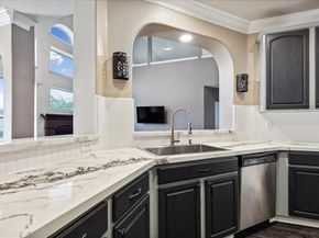 708  San Antonio Trail , Mansfield Texas 76063