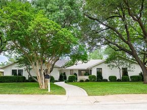 10564  Cox Lane , Dallas Texas 75229