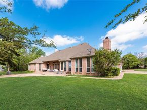 102  Dobbs Road , Lake Dallas Texas 76208