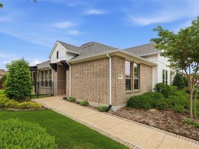 3806  Crested Eagle Way , Arlington Texas 76005