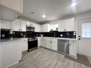 1722  Hillcrest Street , Mesquite Texas 75149