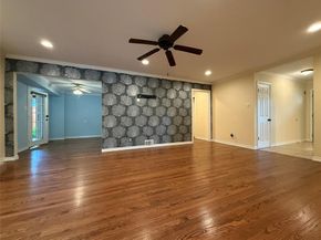 1116  Elizabeth Lane , Richardson Texas 75080