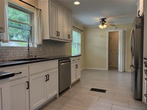1116  Elizabeth Lane , Richardson Texas 75080