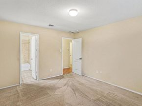 1865  Lynnwood Hills Drive , Fort Worth Texas 76112