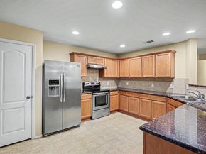 1865  Lynnwood Hills Drive , Fort Worth Texas 76112