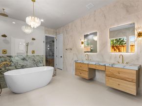 11947  Quincy Lane , Dallas Texas 75230