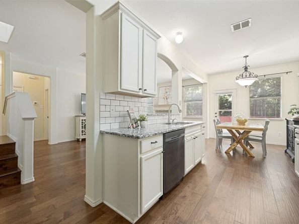 1000  Goldeneye Drive , Aubrey Texas 76227