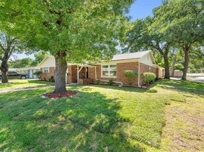 2133  Williams Place , Fort Worth Texas 76111