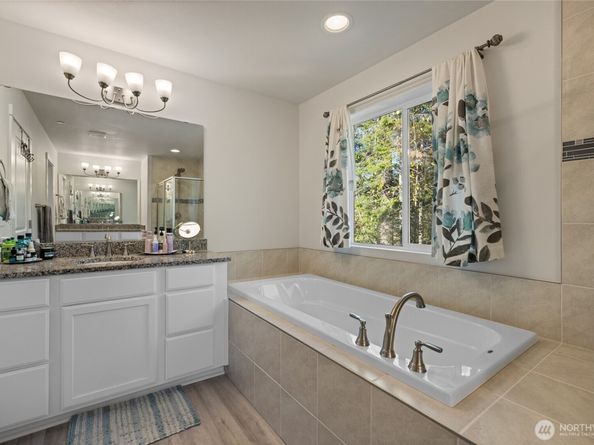 10211 Ramble Drive NW, Bremerton WA 98311