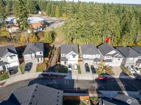 10211 Ramble Drive NW, Bremerton WA 98311