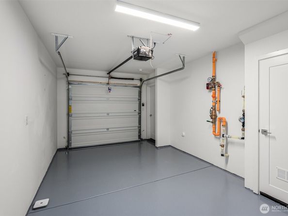 9209 Densmore Avenue N, Seattle WA 98103