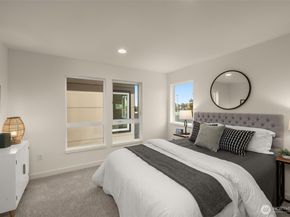 9209 Densmore Avenue N, Seattle WA 98103